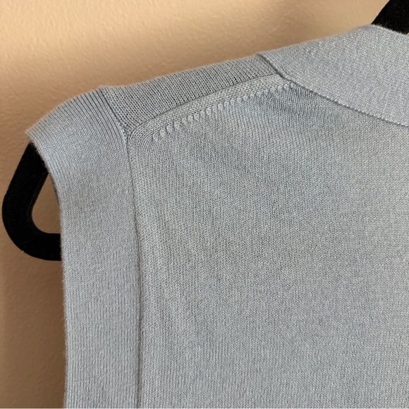 Everlane Light Blue Button-Up Vest - Picture 5 of 8